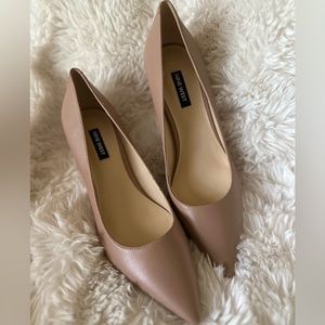 Brand new Nine West Arlene pumps.
